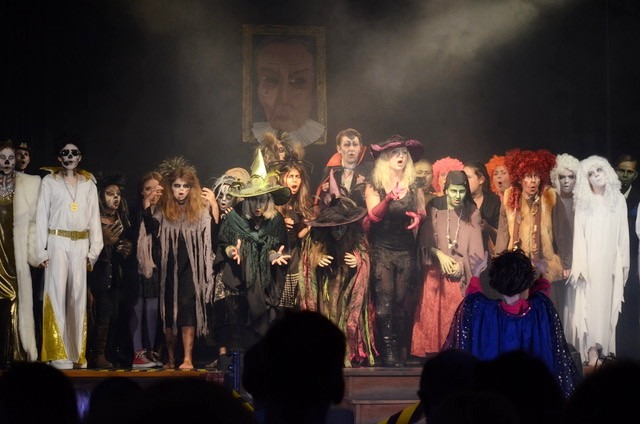 Hello Halloween | CANTUS Theaterverlag